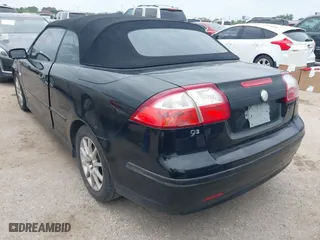 2005 Saab 9-3 Arc with VIN YS3FD79Y956003489, listed as a IAAI auction lot 42025142 with 182,845 mi miles. Bid and sale history available at carsss.com. Image 3.