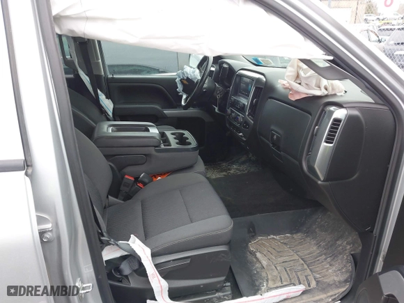 2018 Chevrolet Silverado 1500 LT with VIN 2GCVKREC5J1107722, listed as a IAAI auction lot 41695194 with 82,969 mi miles. Bid and sale history available at carsss.com. Image 5.