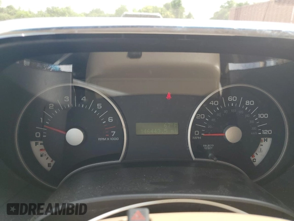 2008 Ford Explorer XLT z VIN 1FMEU73EX8UA16314, wystawiony jako Copart lot #61032695 z przebiegiem 146 443 mil mil oraz Szkoda całkowita • Salvage title. Historia ofert i sprzedaży dostępna na DreamBid. Obrazek 9.