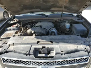 2010 Chevrolet Suburban LTZ with VIN 1GNUCKE09AR146804, listed as a Copart auction lot 56639764 with 210,705 mi miles and Salvage Title. Bid and sale history available at carsss.com. Image 12.