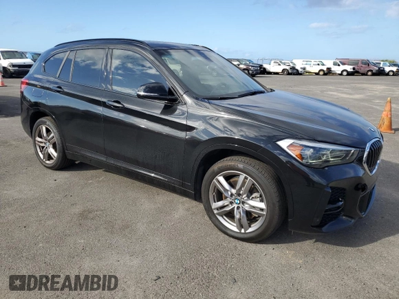 2022 BMW X1 xDrive28i z VIN WBXJG9C08N5V03613, wystawiony jako Copart lot #47483485 z przebiegiem 7 296 mil mil oraz Czysty tytuł • Clean title. Historia ofert i sprzedaży dostępna na DreamBid. Obrazek 4.