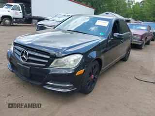 2012 Mercedes-Benz C 300 Sport with VIN WDDGF8BB7CA643833, listed as a IAAI auction lot 42644222 with 169,874 mi miles and . Bid and sale history available at DreamBid. Image 17.
