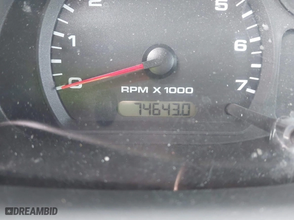 2011 Ford Ranger XLT with VIN 1FTLR4FE1BPB13835, listed as a IAAI auction lot 41738812 with 74,643 mi miles. Bid and sale history available at carsss.com. Image 15.