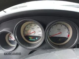 2010 Dodge Charger SXT with VIN 2B3CA3CV7AH165769, listed as a IAAI auction lot 42038135 with 200,886 mi miles. Bid and sale history available at carsss.com. Image 7.