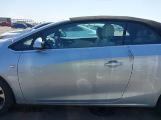 2017 Buick Cascada Premium с VIN W04WH3N57HG001085, выставлен на аукционе IAAI как лот 42730593 с пробегом 47 645 миль миль и . История ставок и продаж доступна на DreamBid. Изображение 15.