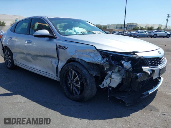2019 Kia Optima LX with VIN 5XXGT4L3XKG355357, listed as a IAAI auction lot 41835587 with 70,802 mi miles. Bid and sale history available at carsss.com. Image 1.