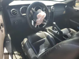 2005 Ford Mustang Deluxe z VIN 1ZVFT80N155224106, wystawiony jako Copart lot #56429875 z przebiegiem 80 238 mil mil oraz Szkoda całkowita • Salvage title. Historia ofert i sprzedaży dostępna na DreamBid. Obrazek 8.