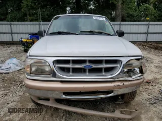 1996 Ford Explorer XLT z VIN 1FMDU32P1TZB95989, wystawiony jako Copart lot #60714735 z przebiegiem 166 081 mil mil oraz Szkoda całkowita • Salvage title. Historia ofert i sprzedaży dostępna na DreamBid. Obrazek 5.