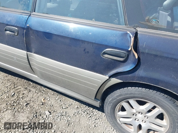 2002 Subaru Legacy Outback with VIN 4S3BH665826660522, listed as a IAAI auction lot 42813113 with 169,773 mi miles and . Bid and sale history available at DreamBid. Image 6.