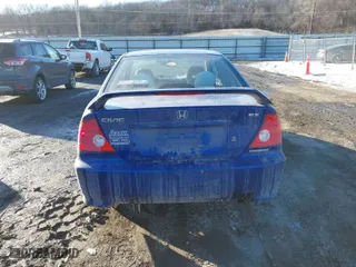 2005 Honda Civic Cpe EX with VIN 1HGEM22985L024930, listed as a IAAI auction lot 41640124 with 110,339 mi miles. Bid and sale history available at carsss.com. Image 16.