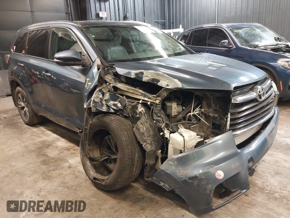 2016 Toyota Highlander XLE z VIN 5TDJKRFH8GS326488, wystawiony jako IAAI lot #42254990 z przebiegiem 120 382 mil mil oraz . Historia ofert i sprzedaży dostępna na DreamBid. Obrazek 1.