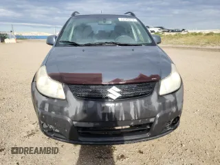 2008 Suzuki SX4 Regional Edition z VIN JS2YA413X85100336, wystawiony jako Copart lot #72749274 z przebiegiem 376 512 mil mil oraz Czysty tytuł • Clean title. Historia ofert i sprzedaży dostępna na DreamBid. Obrazek 5.