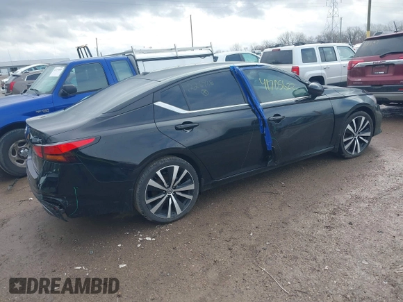 2020 Nissan Altima 2.5 SR with VIN 1N4BL4CV4LC226968, listed as a IAAI auction lot 41705622 with 52,182 mi miles. Bid and sale history available at carsss.com. Image 4.