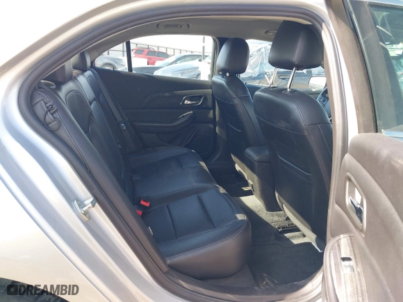 2014 Chevrolet Malibu LT with VIN 1G11E5SL1EF221243, listed as a IAAI auction lot 41902382 with 145,698 mi miles. Bid and sale history available at carsss.com. Image 8.