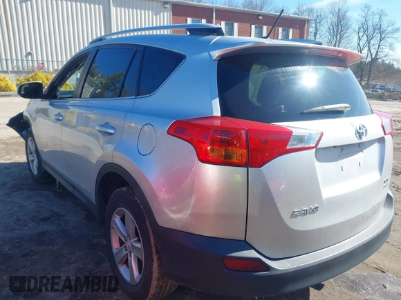 2013 Toyota RAV4 XLE with VIN JTMRFREV8DD039769, listed as a IAAI auction lot 41573734 with 111,129 mi miles. Bid and sale history available at carsss.com. Image 3.
