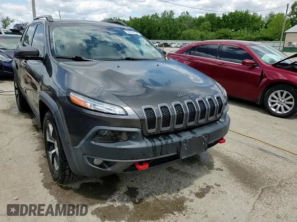 2016 Jeep Cherokee Trailhawk z VIN 1C4PJMBS3GW101588, wystawiony jako Copart lot #56738115 z przebiegiem 88 308 mil mil oraz Szkoda całkowita • Salvage title. Historia ofert i sprzedaży dostępna na DreamBid. Obrazek 14.