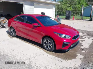 2021 Kia Forte LXS z VIN 3KPF24AD8ME373412, wystawiony jako IAAI lot #42134653 z przebiegiem 44 328 mil mil oraz . Historia ofert i sprzedaży dostępna na DreamBid. Obrazek 1.