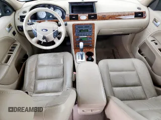 2007 Ford Five Hundred Limited z VIN 1FAHP25117G143252, wystawiony jako Copart lot #62322425 z przebiegiem 118 717 mil mil oraz Czysty tytuł • Clean title. Historia ofert i sprzedaży dostępna na DreamBid. Obrazek 8.