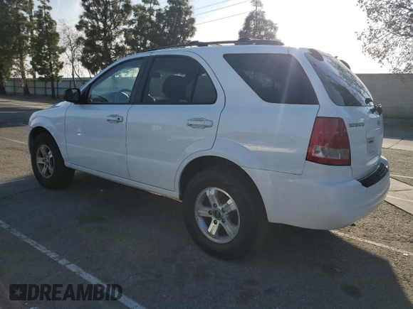 2004 Kia Sorento LX with VIN KNDJC733445248559, listed as a Copart auction lot 47840875 with 167,196 mi miles and Clean Title. Bid and sale history available at carsss.com. Image 2.
