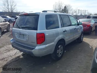 2003 Honda Pilot EX with VIN 2HKYF18553H556321, listed as a IAAI auction lot 41840056 with 110,352 mi miles. Bid and sale history available at carsss.com. Image 4.