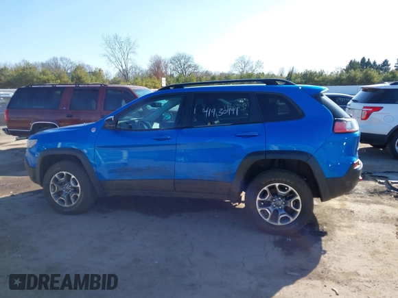 2022 Jeep Cherokee Trailhawk z VIN 1C4PJMBX5ND553336, wystawiony jako IAAI lot #41930991 z przebiegiem 40 832 mil mil oraz . Historia ofert i sprzedaży dostępna na DreamBid. Obrazek 15.