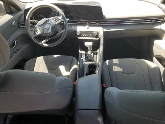 2024 Hyundai Elantra SEL with VIN KMHLM4DG7RU740355, listed as a Copart auction lot 49715225 with 10,161 mi miles and Non Repairable. Bid and sale history available at carsss.com. Image 8.
