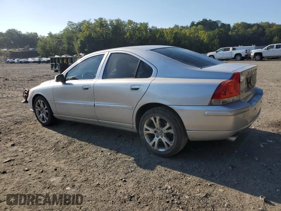 2009 Volvo S60 2.5T with VIN YV1RH592392728909, listed as a Copart auction lot 68853614 with 261,987 mi miles and Salvage Title. Bid and sale history available at carsss.com. Image 2.