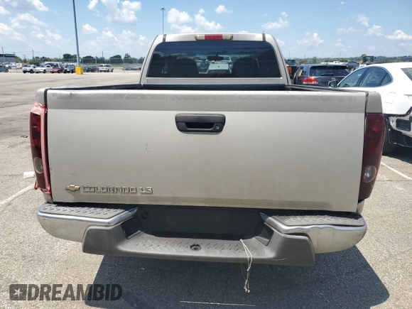 2004 Chevrolet Colorado Z85 z VIN 1GCCS198948122126, wystawiony jako Copart lot #63701665 z przebiegiem 187 316 mil mil oraz Czysty tytuł • Clean title. Historia ofert i sprzedaży dostępna na DreamBid. Obrazek 6.