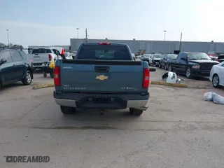2011 Chevrolet Silverado 1500 LT with VIN 1GCRCSE03BZ164361, listed as a IAAI auction lot 41567590 with 197,659 mi miles. Bid and sale history available at carsss.com. Image 17.