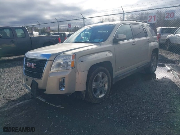 2012 GMC Terrain SLT-1 with VIN 2GKFLVEK9C6306302, listed as a IAAI auction lot 40796059 with 157,082 mi miles. Bid and sale history available at carsss.com. Image 2.