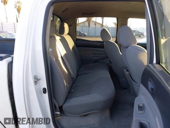 2006 Toyota Tacoma z VIN 5TELU42N66Z176139, wystawiony jako IAAI lot #41343253 z przebiegiem 145 719 mil mil oraz . Historia ofert i sprzedaży dostępna na DreamBid. Obrazek 8.
