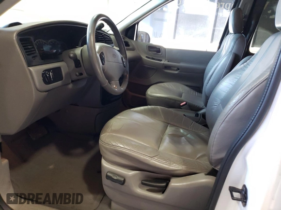 2000 Ford Windstar SE with VIN 2FMDA5244YBB82058, listed as a Copart auction lot 80650544 with Not Provided miles and Clean Title. Bid and sale history available at carsss.com. Image 7.
