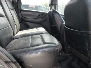 2006 Ford Escape Limited with VIN 1FMCU94176KA06671, listed as a IAAI auction lot 42302789 with 190,320 mi miles and . Bid and sale history available at DreamBid. Image 8.