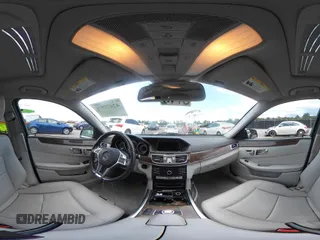 2016 Mercedes-Benz E 350 Sport z VIN WDDHF5KB5GB201488, wystawiony jako IAAI lot #42477574 z przebiegiem 107 279 mil mil oraz . Historia ofert i sprzedaży dostępna na DreamBid. Obrazek 18.