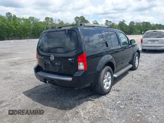 2008 Nissan Pathfinder S with VIN 5N1AR18U98C640561, listed as a IAAI auction lot 42126104 with 233,243 mi miles. Bid and sale history available at carsss.com. Image 4.