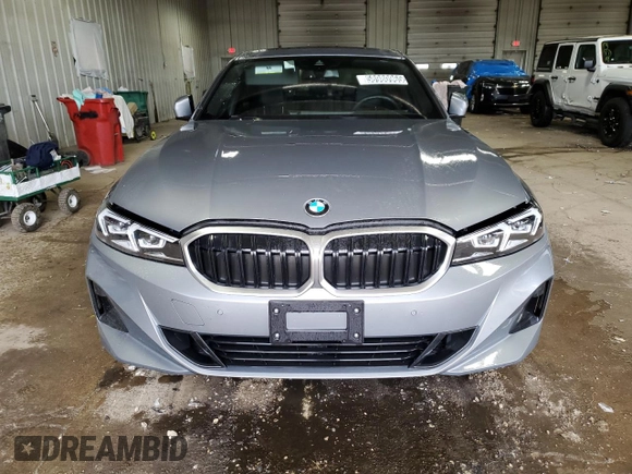 2024 BMW 3 Series 330i xDrive z VIN 3MW89FF03R8E39440, wystawiony jako Copart lot #58980965 z przebiegiem 32 699 mil mil oraz Czysty tytuł • Clean title. Historia ofert i sprzedaży dostępna na DreamBid. Obrazek 5.