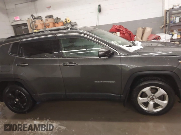 2018 Jeep Compass Altitude with VIN 3C4NJDBB6JT187581, listed as a IAAI auction lot 41542689 with 126,147 mi miles and . Bid and sale history available at carsss.com. Image 13.