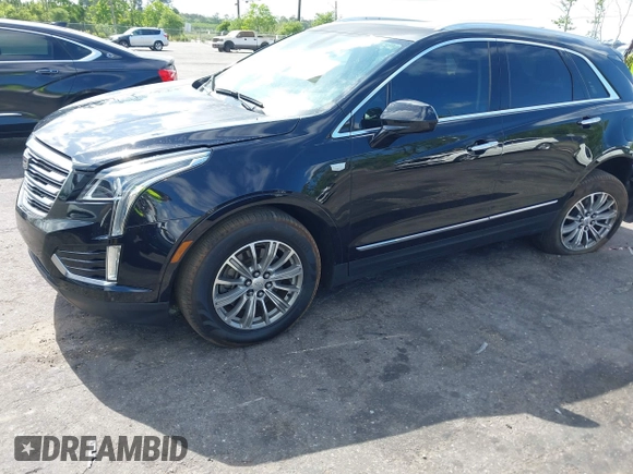 2017 Cadillac XT5 Luxury FWD z VIN 1GYKNBRS0HZ116875, wystawiony jako IAAI lot #42155840 z przebiegiem 47 625 mil mil oraz . Historia ofert i sprzedaży dostępna na DreamBid. Obrazek 17.