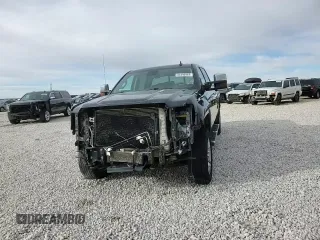2015 GMC Sierra 2500HD Denali with VIN 1GT120E86FF525258, listed as a Copart auction lot 84499944 with 207,033 mi miles and Clean title. Bid and sale history available at DreamBid. Image 11.
