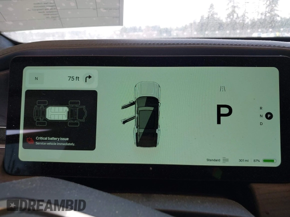 2024 Rivian R1S Adventure z VIN 7PDSGBBA4RN044260, wystawiony jako IAAI lot #41712342 z przebiegiem 7521 mil mil oraz . Historia ofert i sprzedaży dostępna na DreamBid. Obrazek 7.