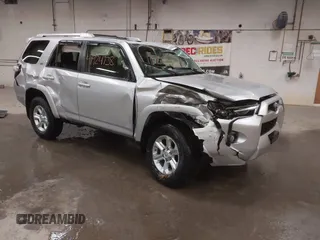 2018 Toyota 4Runner SR5 with VIN JTEBU5JR5J5501151, listed as a IAAI auction lot 41924738 with 83,505 mi miles and . Bid and sale history available at DreamBid. Image 1.