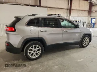 2017 Jeep Cherokee Latitude with VIN 1C4PJLCB3HD232882, listed as a Copart auction lot 63185575 with 126,000 mi miles and Salvage title. Bid and sale history available at DreamBid. Image 3.