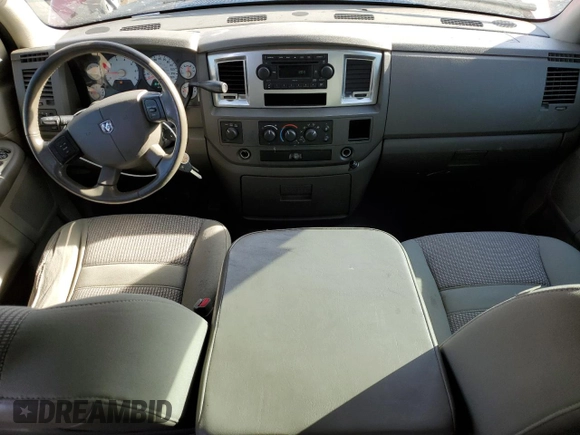 2008 Dodge 1500 ST z VIN 1D7HU18278J108209, wystawiony jako Copart lot #88547155 z przebiegiem 141 496 mil mil oraz Szkoda całkowita • Salvage title. Historia ofert i sprzedaży dostępna na DreamBid. Obrazek 8.