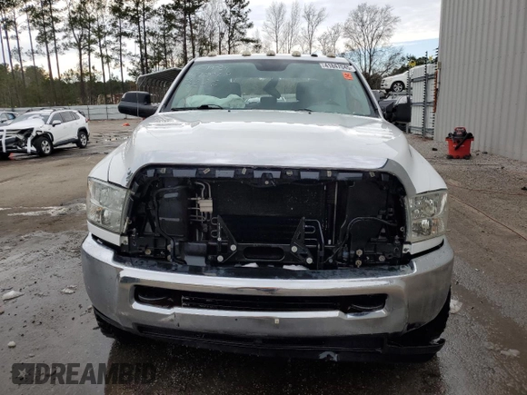2013 Ram 2500 ST with VIN 3C6TR5CT6DG603226, listed as a Copart auction lot 41847045 with 197,045 mi miles and Salvage Title. Bid and sale history available at carsss.com. Image 5.