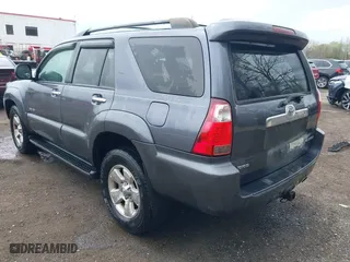 2007 Toyota 4Runner SR5 with VIN JTEBU14R278100538, listed as a IAAI auction lot 41943213 with 208,206 mi miles. Bid and sale history available at carsss.com. Image 3.