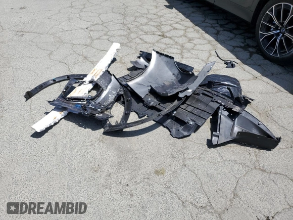 2025 Mazda CX-70 Premium Plus с VIN JM3KJEHA3S1113266, выставлен на аукционе Copart как лот 56539755 с пробегом 6 543 миль миль и Списание • Salvage title. История ставок и продаж доступна на DreamBid. Изображение 13.
