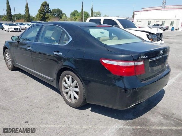 2007 Lexus LS 460 LWB with VIN JTHGL46F375001759, listed as a IAAI auction lot 41959744 with 144,668 mi miles. Bid and sale history available at carsss.com. Image 3.