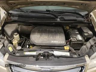 2011 Chrysler Town & Country Touring with VIN 2A4RR5DG3BR781391, listed as a Copart auction lot 54268335 with 184,808 mi miles and Salvage Title. Bid and sale history available at DreamBid. Image 12.