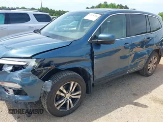 2017 Honda Pilot EX-L z VIN 5FNYF6H56HB078879, wystawiony jako IAAI lot #42278312 z przebiegiem 105 608 mil mil oraz . Historia ofert i sprzedaży dostępna na DreamBid. Obrazek 6.