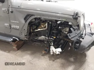 2019 Jeep Wrangler Unlimited Sahara with VIN 1C4HJXEG9KW656454, listed as a IAAI auction lot 41648236 with 75,403 mi miles and . Bid and sale history available at DreamBid. Image 6.